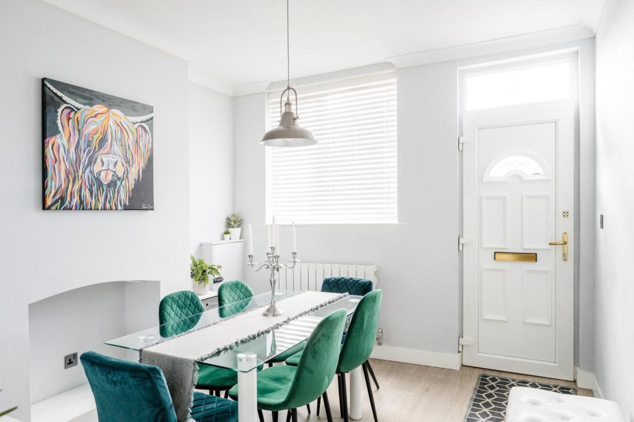 Willa Churnet Valley Townhouse - Modern Cheadle House Zewnętrze zdjęcie